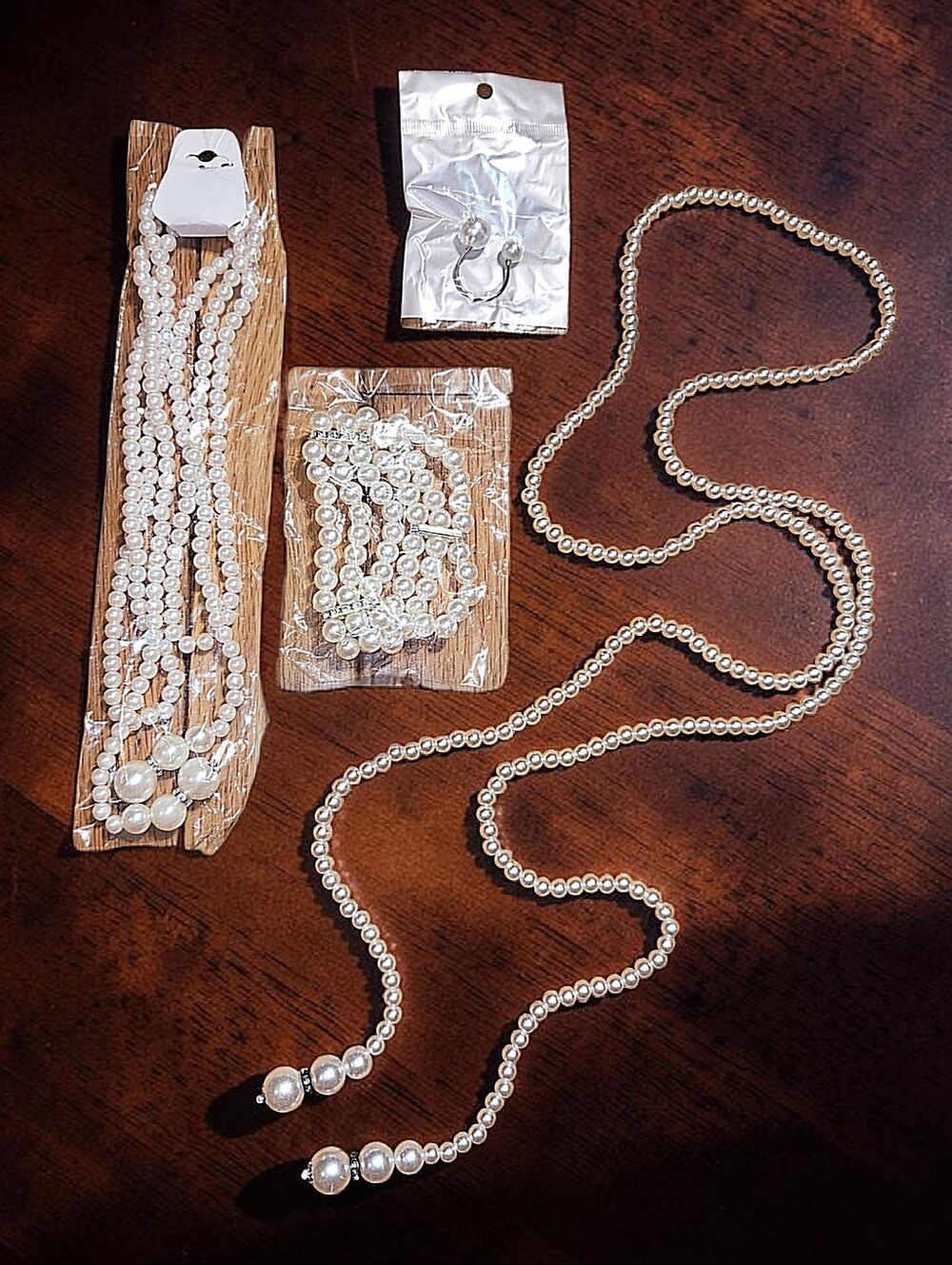 Roarings 20s Flapper Faux Pearl & Rhinestones 4 Piece Costume Jewelry Bundle
